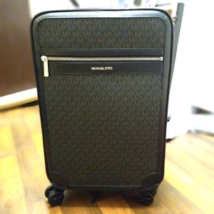 NWT SMALL TROLLY MICHAEL KORS LUGGAGE BLACK MONOGRAM